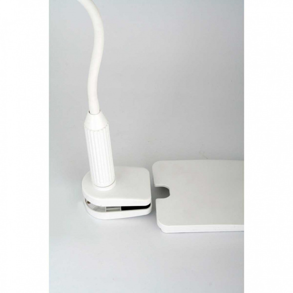 Настольная лампа Camelion KD-814 C01 12845