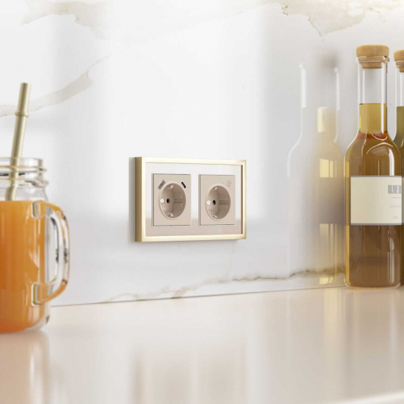 Рамка Werkel Baguette на 2 поста айвори/латунь W0022851 4690389185748