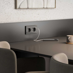 Розетка с заземлением, шторками и USB тип A+C Werkel графит акрил W1171744 4690389197536