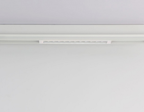 Трековый светодиодный светильник Ambrella Light Track System Magnetic 220V GL1301