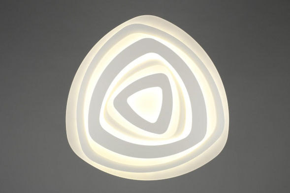 Потолочная светодиодная люстра Omnilux Clanezzo OML-07107-260