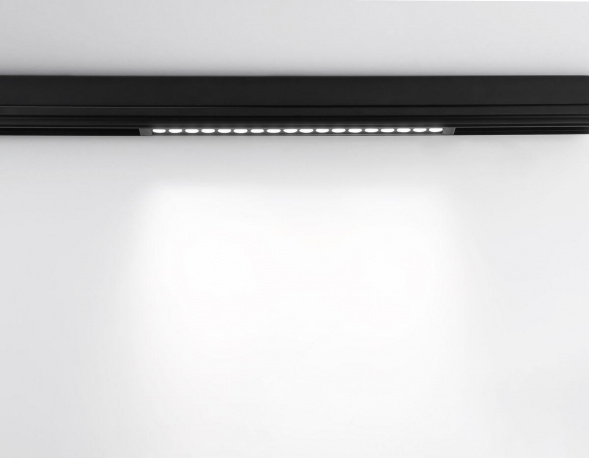 Трековый светодиодный светильник Ambrella Light Track System Magnetic 220V GL1312