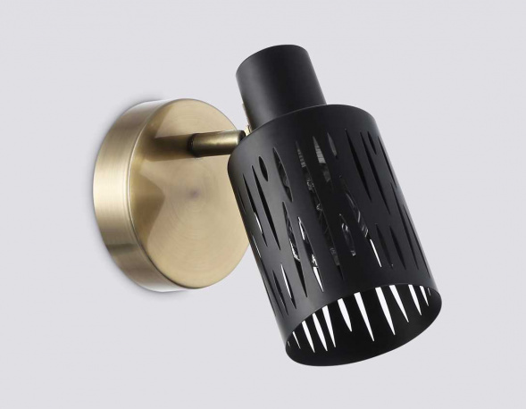 Настенно-потолочный спот Ambrella light TRADITIONAL TR8667