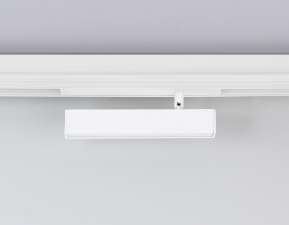 Трековый светодиодный светильник Ambrella Light Track System Magnetic 220V GL1321