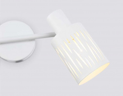 Настенно-потолочный спот Ambrella light TRADITIONAL TR8664