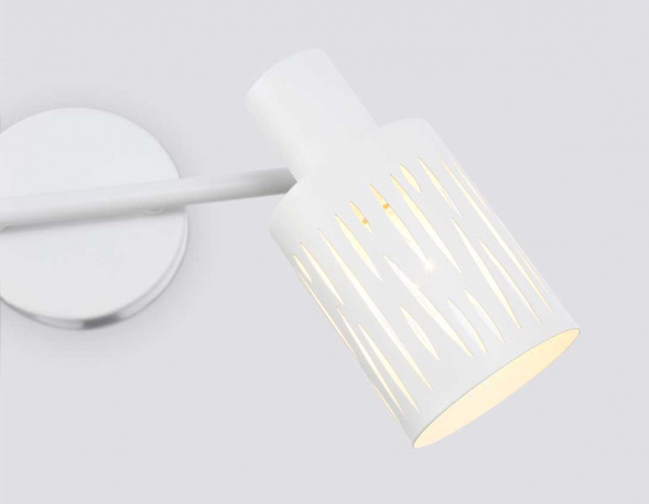 Настенно-потолочный спот Ambrella light TRADITIONAL TR8664