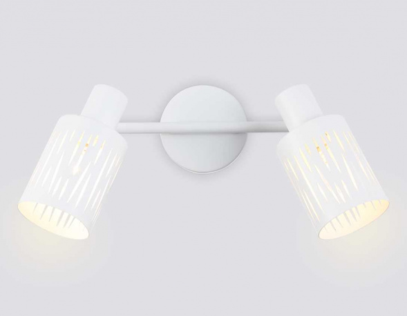 Настенно-потолочный спот Ambrella light TRADITIONAL TR8664