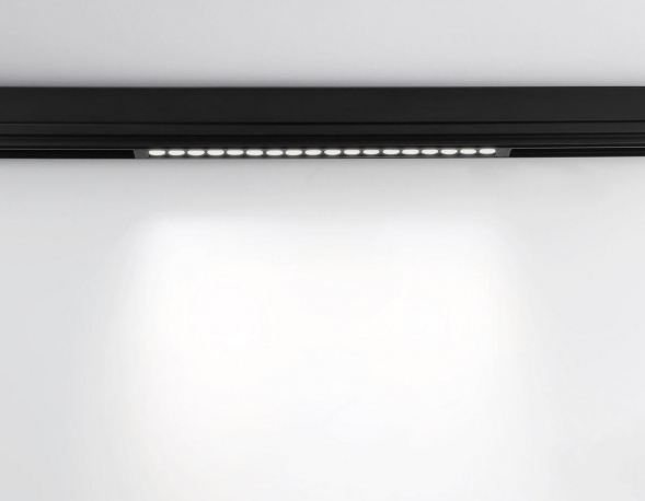 Трековый светодиодный светильник Ambrella Light Track System Magnetic 220V GL1314