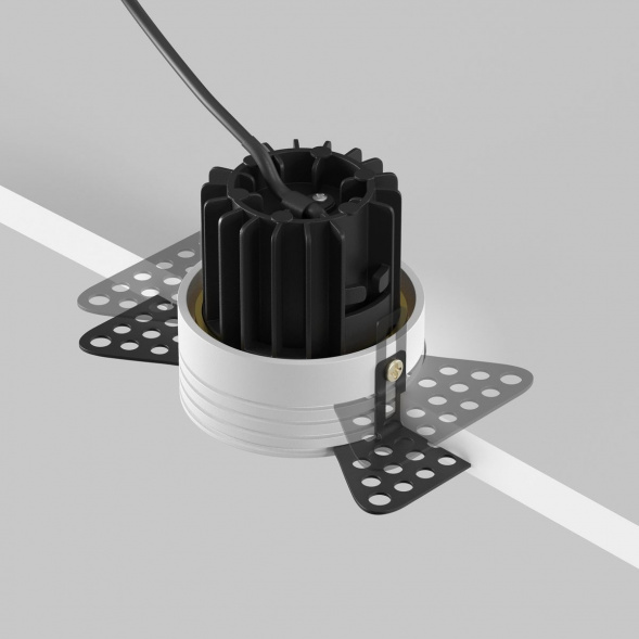 Встраиваемый светодиодный светильник Maytoni Round DL058-7W4K-TRS-BS