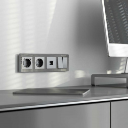 Рамка Werkel Acrylic на 4 поста графит W0042704 4690389190537