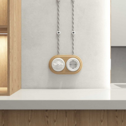 Розетка с заземлением Werkel Ретро белый W5671001 4690389166792