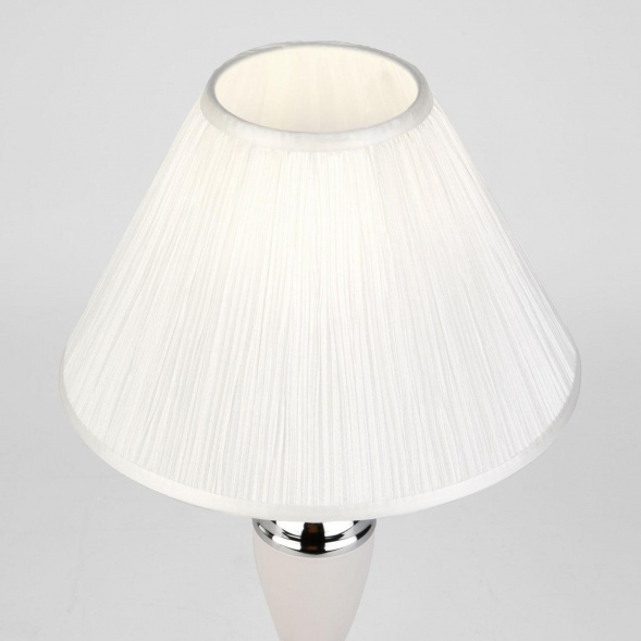 Настольная лампа Eurosvet Majorka 008 белый