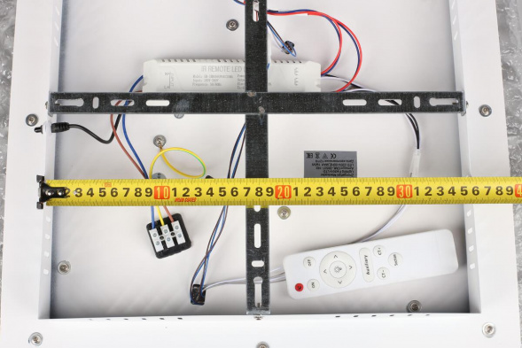 Потолочный светодиодный светильник Omnilux Brunico OML-08527-182