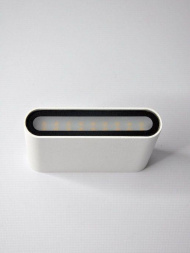 Уличный настенный светодиодный светильник Elvan BR-007T-6W-WW-Wh