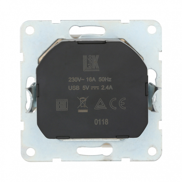 Розетка LK Studio с з/к + 2хUSB разъема, 2А (белый) LK60 868004-1