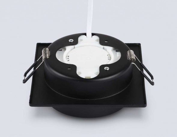 Светильник встраиваемый Ambrella Light TN6710