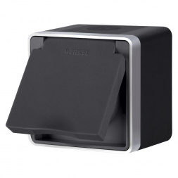 W5071234/ Розетка влагозащ. с зазем. с защит. крышкой и шторками Gallant (черный с серебром)