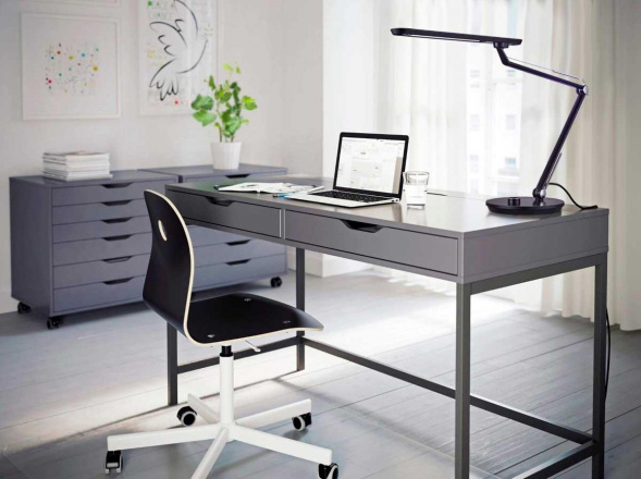 Настольная лампа Camelion KD-842 C02 13520