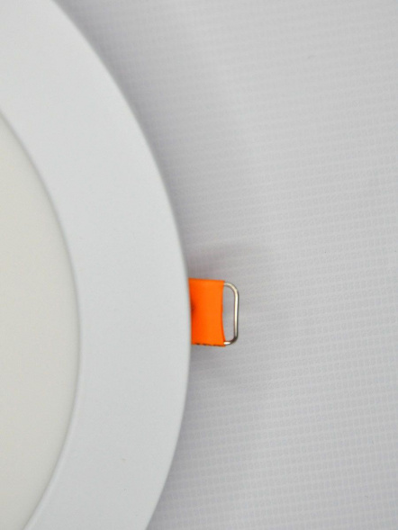 Встраиваемый светодиодный светильник Elvan VLS-1618R-18W-WW-Wh