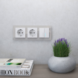 Рамка на 3 поста Werkel Favorit дымчатый W0031117 4690389159862