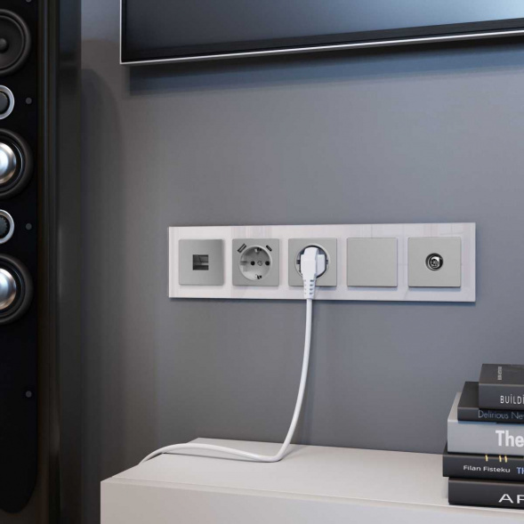 Рамка Werkel Favorit на 5 постов дымчатый W0051117 4690389160189