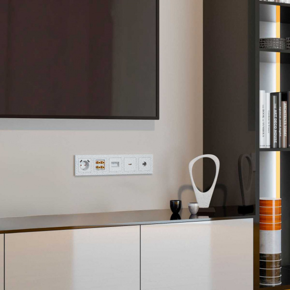 Лицевая панель Werkel Hammer для USB белый W1279501 4690389162985