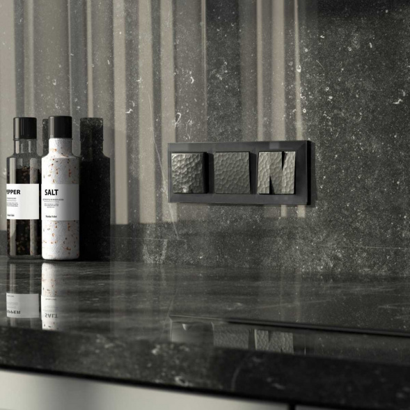 Набор клавиш Werkel Hammer для выключателя трехклавишного черный W1239008 4690389162688