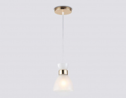 Светильник подвесной со стеклянным плафоном Ambrella light Traditional TR3401