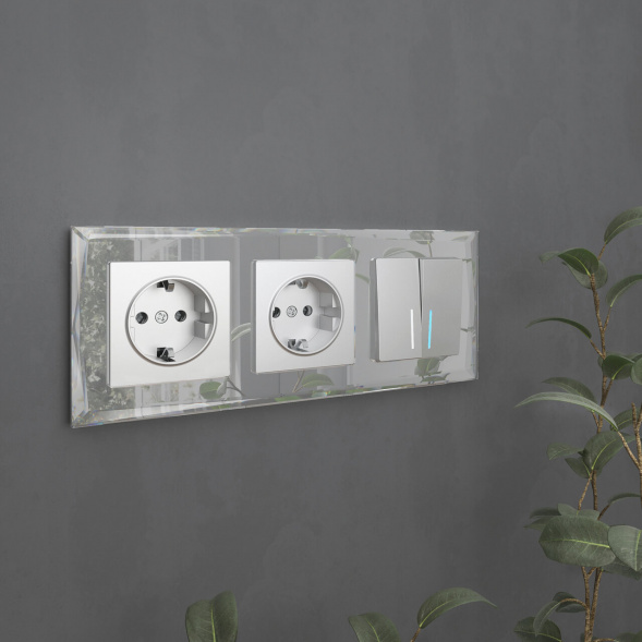 Рамка на 3 поста Werkel Diamant зеркальный W0031220 4690389158834