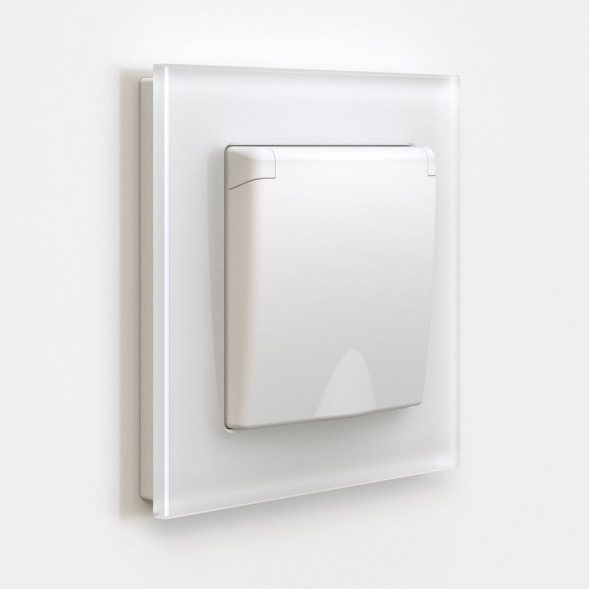 Розетка влагозащищенная с заземлением с защитной крышкой и шторками Werkel белый матовый W1171261 4690389184758