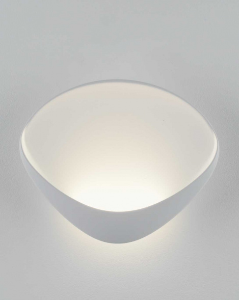 Светильник настенный светодиодный Moderli Kelly V11651-WL