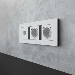 Рамка Werkel Split на 3 поста белый/черный W0033068 4690389208232