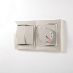 Выключатель двухклавишный проходной Werkel слоновая кость W1122003 4690389155628