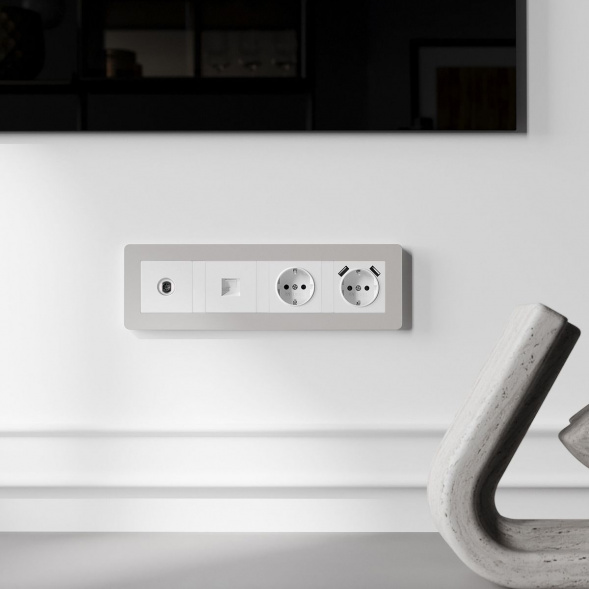 Рамка Werkel Split на 4 поста дымчатый/белый W0043067 4690389206108