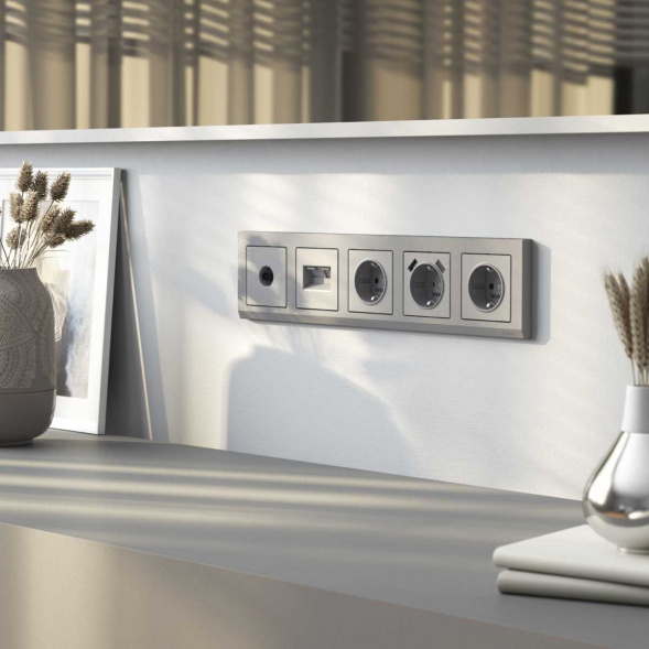 Накладка для двойной розетки Еthernet RJ-45 Werkel серебро W1191165 4690389195679