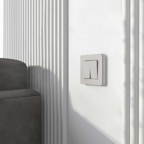 Рамка Werkel Split на 1 пост дымчатый/белый W0013067 4690389206047