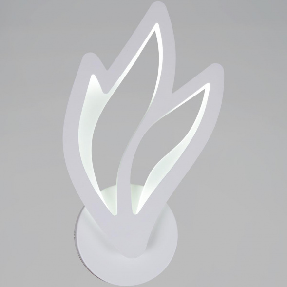 Светильник настенный Reluce 09838-0.3-4+4B WH (RGB)