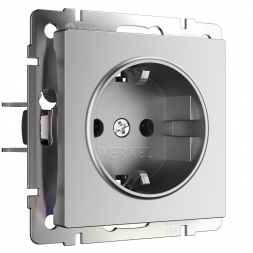 Розетка Werkel с заземлением и шторками серебряный матовый W1171165 4690389195587