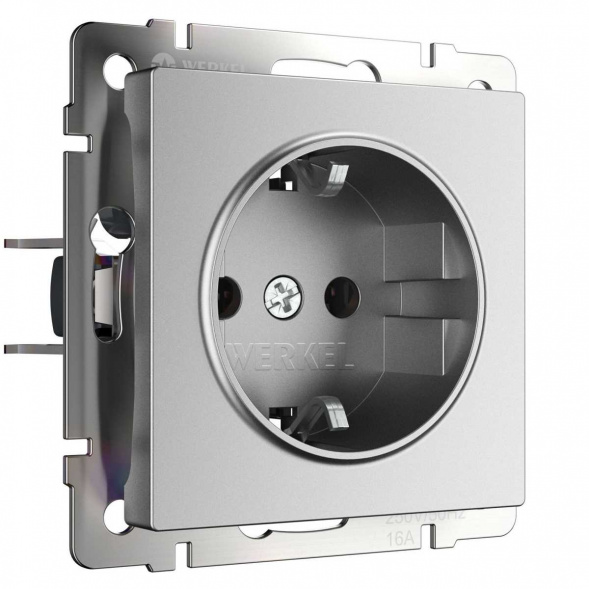 Розетка Werkel с заземлением и шторками серебряный матовый W1171165 4690389195587