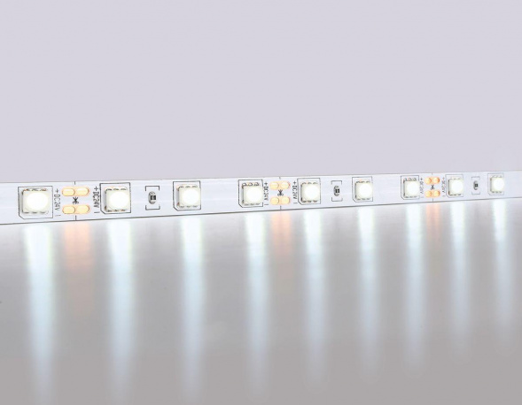 Светодиодная лента Ambrella Light 14,4W/m 60LED/m 5050SMD холодный белый 5M GS4003