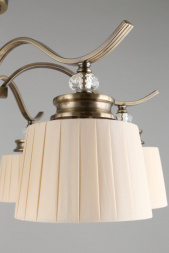 Потолочная люстра Omnilux Arosio OML-88417-06