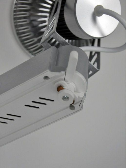 Трековый светодиодный светильник Elvan ST-01-15x1W-WH