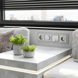 Рамка на 4 поста Werkel Senso серебряный стекло soft-touch W0043106 4690389200489