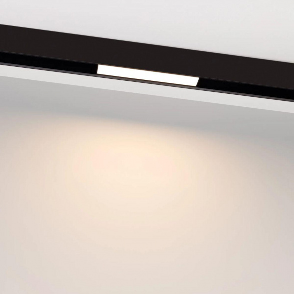 Трековый светодиодный светильник Arlight Mag-Flat-45-L205-6W Warm3000 046576