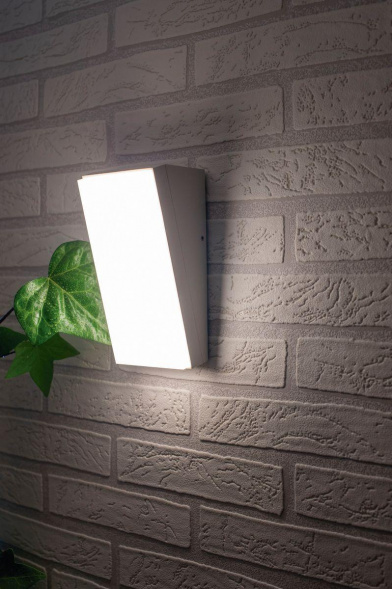 Уличный настенный светодиодный светильник Mantra Solden 7073