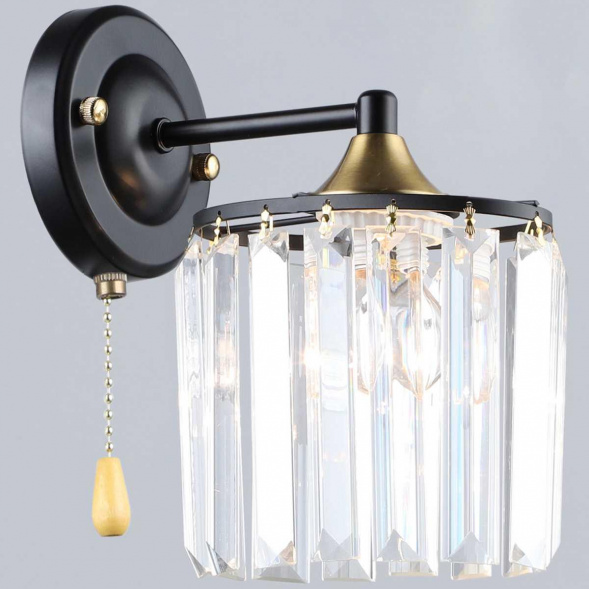 Бра Reluce 63660-0.2-01 BK+COP