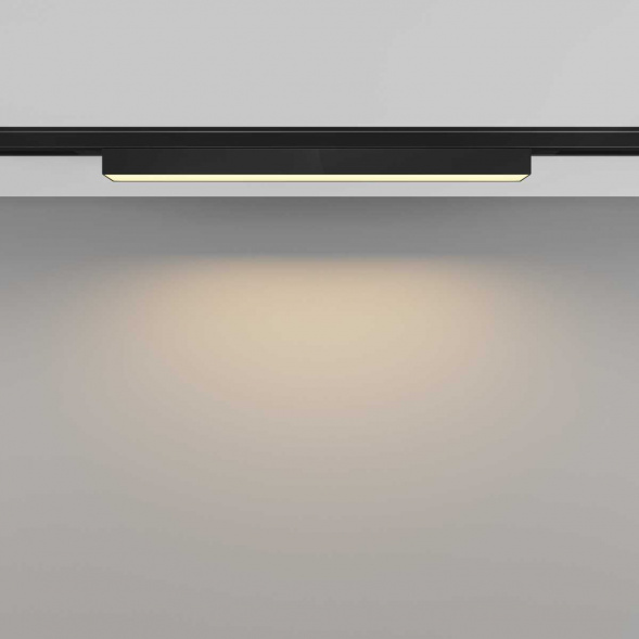 Трековый светильник Maytoni Technical Basis TR192-1-8W2.7K-B