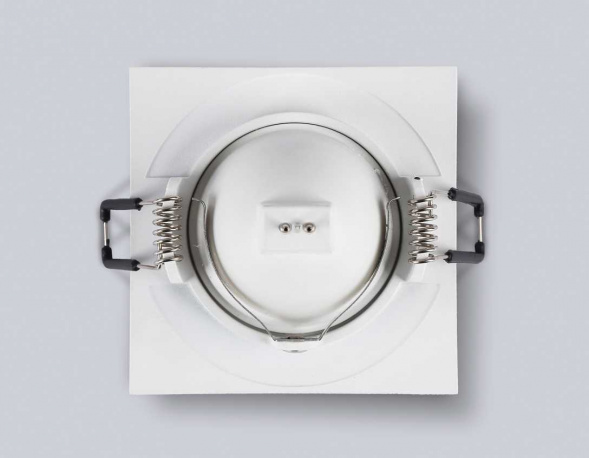 Светильник встраиваемый Ambrella Light TN102817