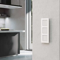 Рамка Werkel Slab на 3 поста белый матовый W0032961 4690389193439