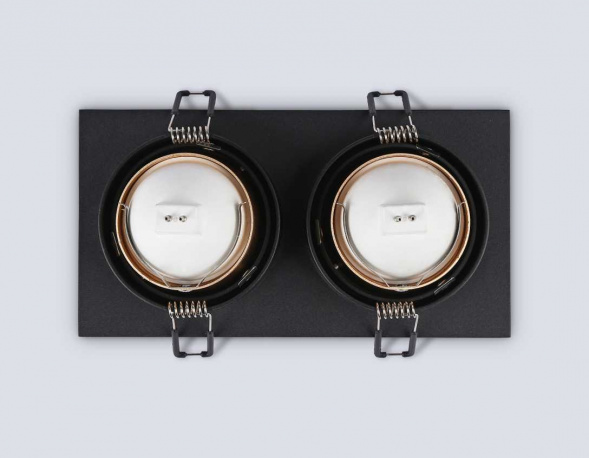 Светильник встраиваемый Ambrella Light TN102833